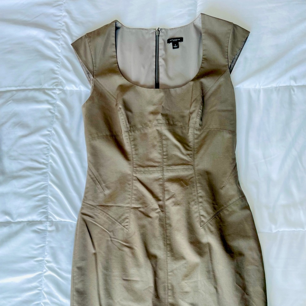 Ann Taylor womens size 4 wool blend fitted dress